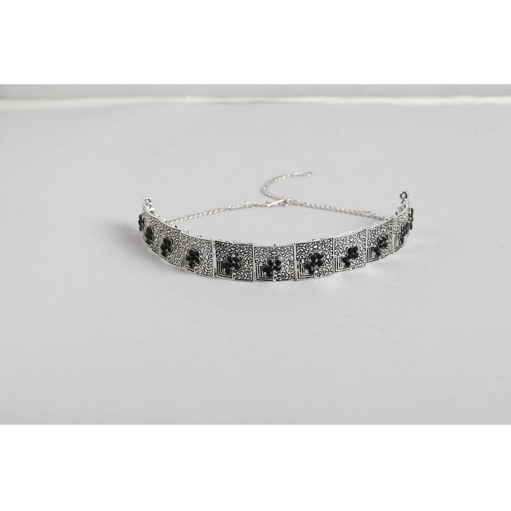 Women's Rose Gold Plated Alloy Necklace &amp; Earings Set (Silver &amp; Black)