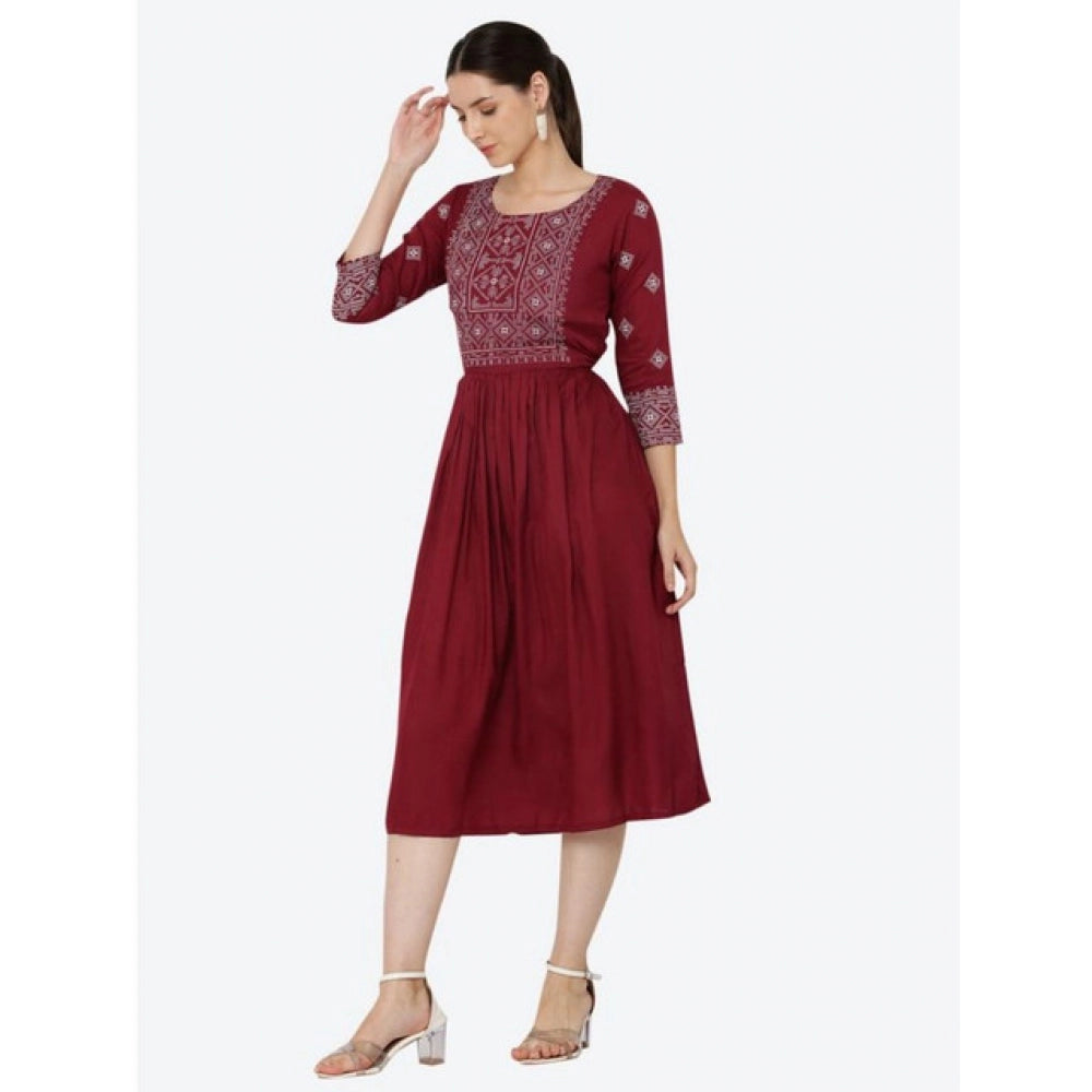 Women's Casual Rayon 3-4th Sleeves Kurti (Maroon)